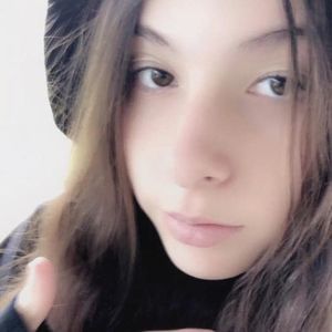 Meet your Posher, Rayonna